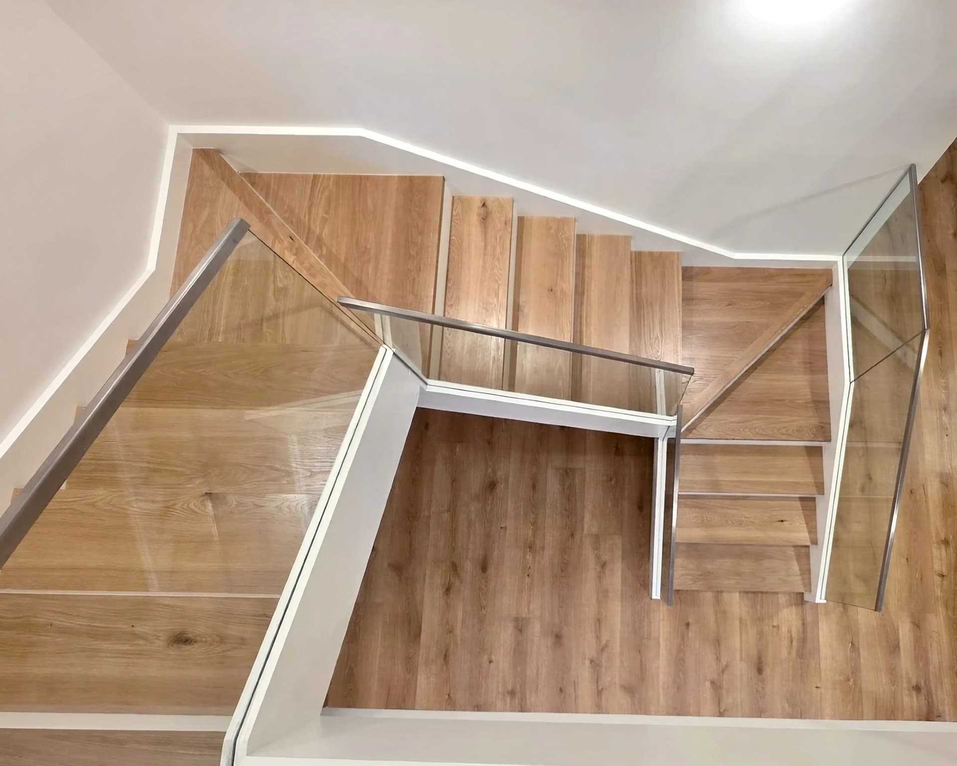Contactar para escaleras de madera en A Coruña